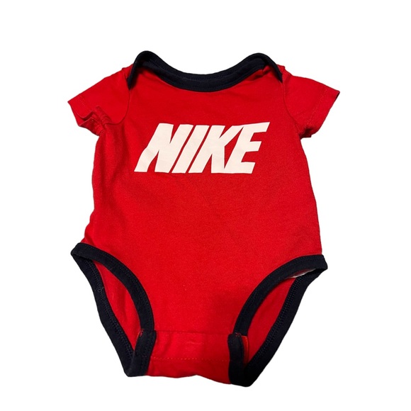 Nike Onesie Bundle - Picture 2 of 6